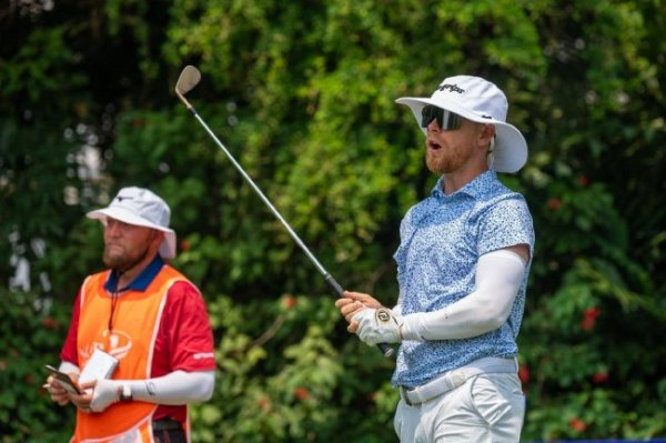 三东谈主并排逾越亚巡赛雅加达海外锦标赛 郑蕴和T14