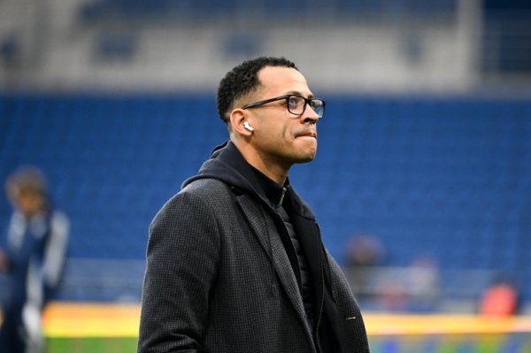 罗马诺:罗塞尼尔抵达伦敦,展望本周出任切尔西主帅